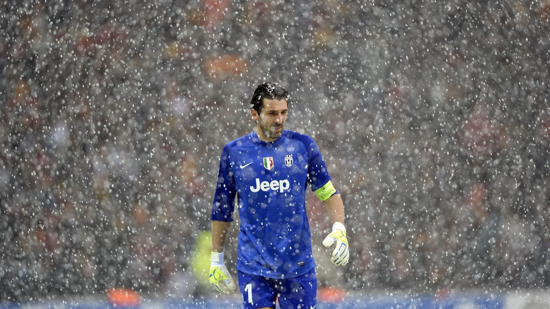 伊布复出首秀出彩,纽约尼克斯主场鏖战国际米兰,豪取40连胜